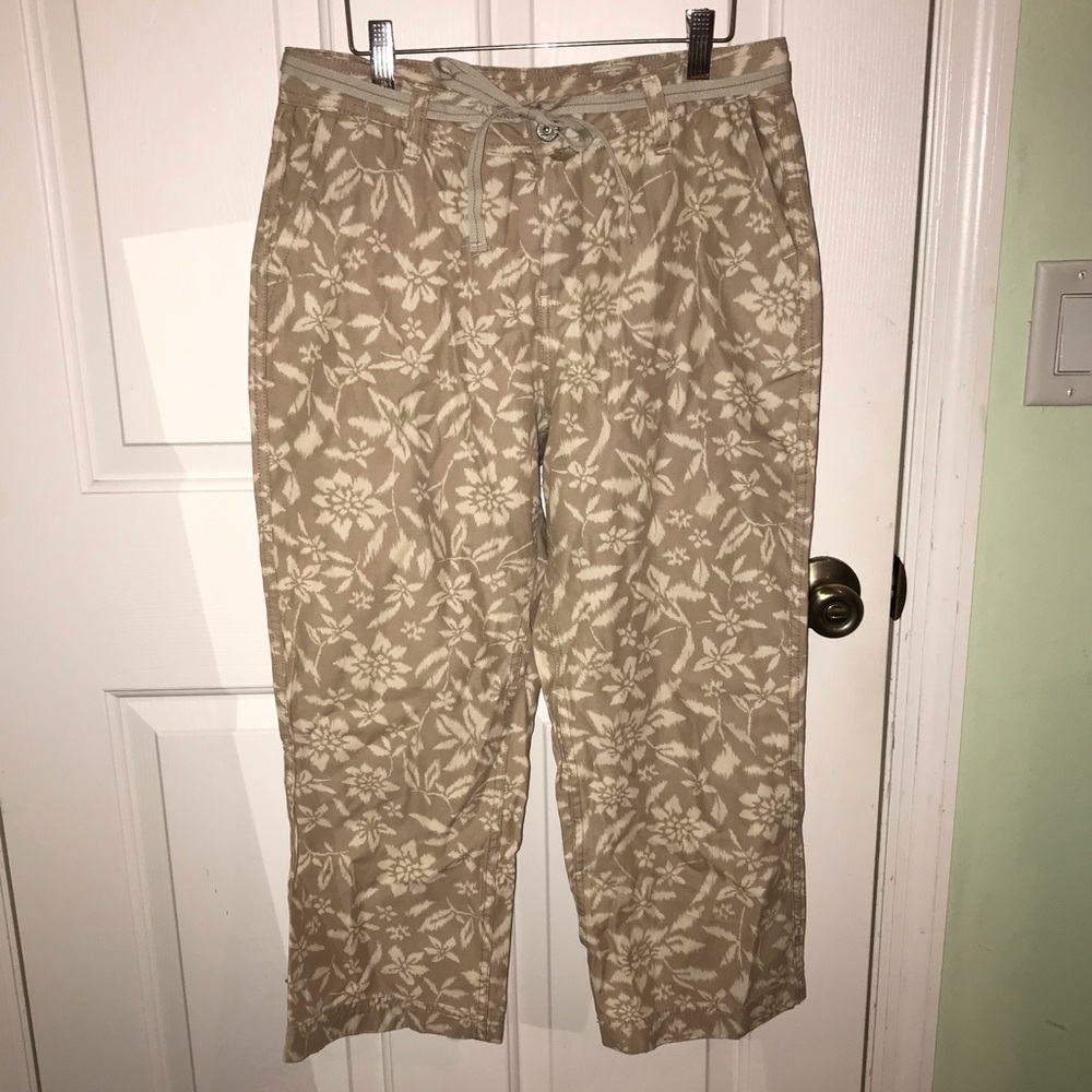 Faded Glory 4 Cropped Pants